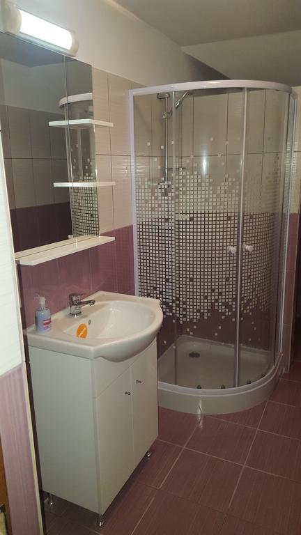 Vila Alex Hotel Călimăneşti Kültér fotó