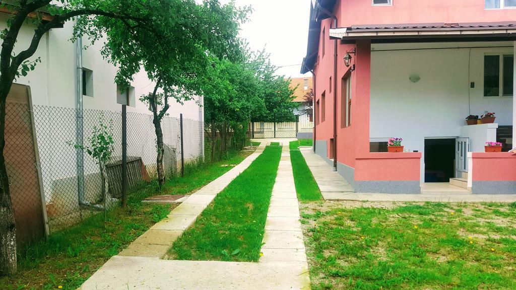Vila Alex Hotel Călimăneşti Kültér fotó
