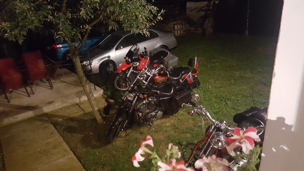 Vila Alex Hotel Călimăneşti Kültér fotó