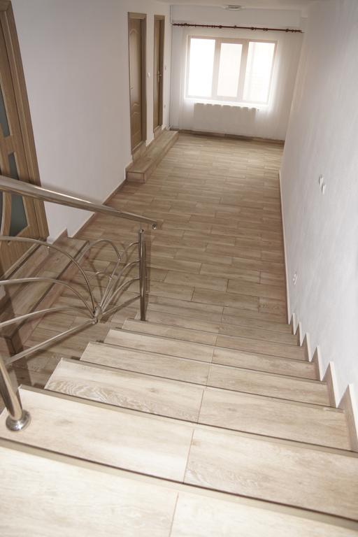 Vila Alex Hotel Călimăneşti Kültér fotó