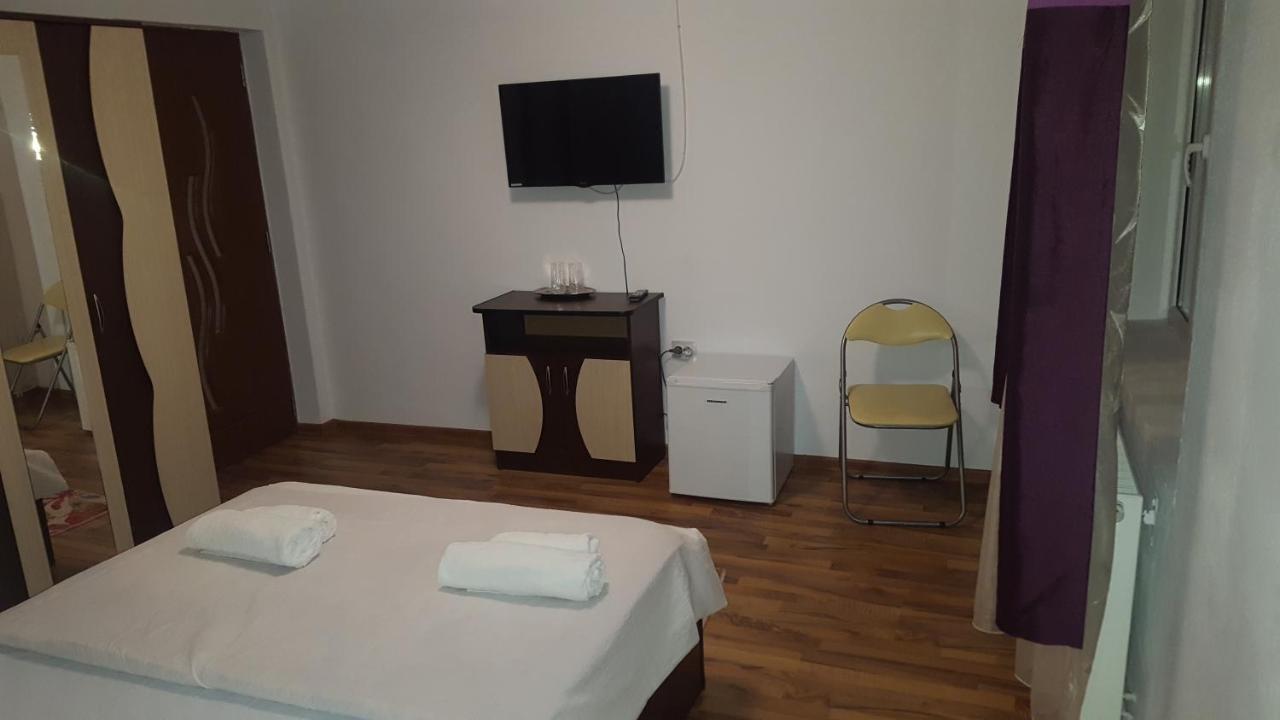 Vila Alex Hotel Călimăneşti Kültér fotó